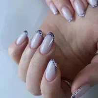 اکستشن مژه و‌کاشت ناخن فقط ۵۸۰