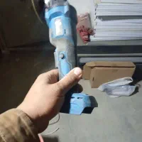 مقداری وسایل فروشی