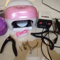 لوازم کاشت ناخن