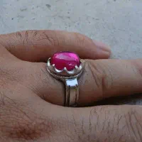 انگشتر یاقوت سرخ