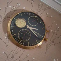 ساعت دیواری