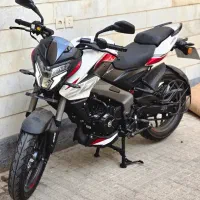 موتور ns200 مدل ۱۴۰۴ کم کارکرد