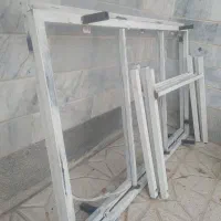 یک عدد تخته کار باپایه ها|لوازم خیاطی و بافتنی|گلبهار, شهر جدید گلبهار|دیوار