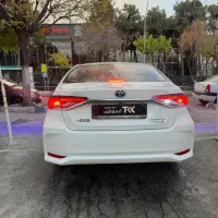 تجارت خودرو خسروانی تویوتا کرولا هیبرید الیت