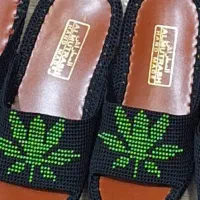 دمپایی|کیف، کفش، کمربند|پرند, فاز ۶|دیوار