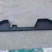 زیر داشبرد پیکان‌