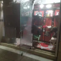 مغازه ۱۰ متری رشتیان با تمامی امیتازات و پاخور