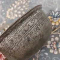 کاسه قدیمی عتیقه دوران قاجار . مزایده گذاشته شد