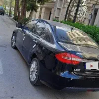 جک j5  دنده اتومات 1800cc