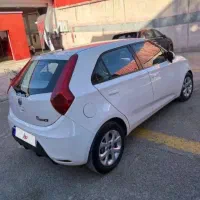 ام جی ۲۱۵ سفید|خودرو سواری و وانت|مشهد, دانشجو|دیوار