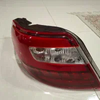 چراغ خطر عقب دنا پلاس