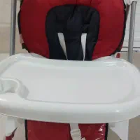 صندلی و میز غذاخوری کودک