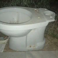 توالت فرنگی ظاهری کاملا سالم معاوضه