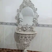 آینه و شمعدان و ساعت