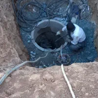 خدمات حفاری چاه و تخریب اجاره هلتی و کمپرسور
