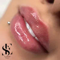 مدل جوان برای شیدینگ لب|خدمات آرایشگری و زیبایی|تهران, سعادت‌آباد|دیوار