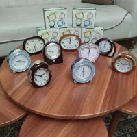 ساعت رو میزی زنگ دار در طرحها و رنگهای مختلف