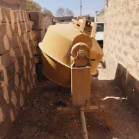 فروش یک دستگاه خلاطه(بتونیر) لاکاغذی