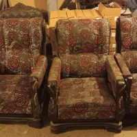 مبل نیاز به تعمیر و بازسازی