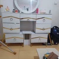 سرویس خواب کامل  تخت و تشک و میز آرایشی و پاتختی|تخت و سرویس خواب|کرج, خرمدشت|دیوار