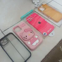 قاب گوشی آیفون ۱۲ پرو تمیز