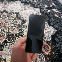 گوشی پوکوc75تمیز