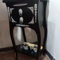 نهار خوری و میز تلفن