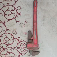 سه عدد آچار صنعتی و کار گاهی تحویل خزانه هم دارم