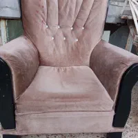 مبل تک نفره