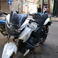 آپاچی 180