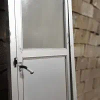 در حمام کاملا نو