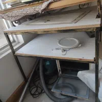 مقداری رختخواب و بالشت و میز و در چوبی و کالا سکه|حراج|ایذه, |دیوار