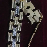 دستبند طلا|جواهرات|اصفهان, باغ دریاچه|دیوار