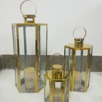 فانوس کنار سالنی