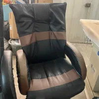 صندلی چرخ دار اداری و پلاستیکی