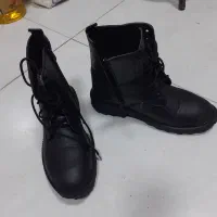 نیم پوتین|کیف، کفش، کمربند|سنندج, |دیوار