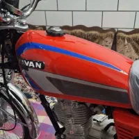 باک قرمز تیزپر