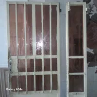 یک عدد درب حال و...