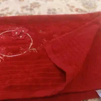 حوله گلدوزی شده