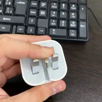 آداپتور ۲۰ وات
