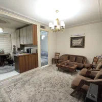 ۵۲ متری ، آسانسور ، انباری ، بالکن ، قصرالدشت