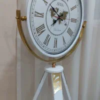 ساعت پایه دار