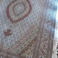 تک ۲در۳ کرم قهوای فرش دستبافت|فرش|تبریز, |دیوار