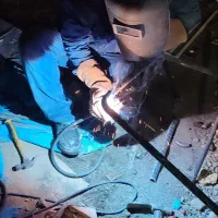 لوله کشی گاز لوله کش اب جوشکاری تاسیسات موتورخانه