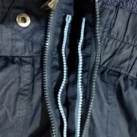 کت بارانی|لباس|قروه, |دیوار