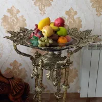 جا میوه ای پایه دار برنزی