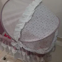 گهواره و روروئک کودک در حد نو|تخت و صندلی بچه|تهران, کوی بیمه|دیوار