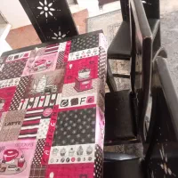 میز نهار خوری ۴ نفره با صندلی هایش