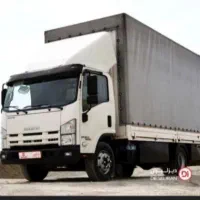 اسباب‌کشی منزل با کارگر جوان با ماشین