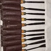 اقای بازنشسته جهت بسته بندی وکمک رنگ کار